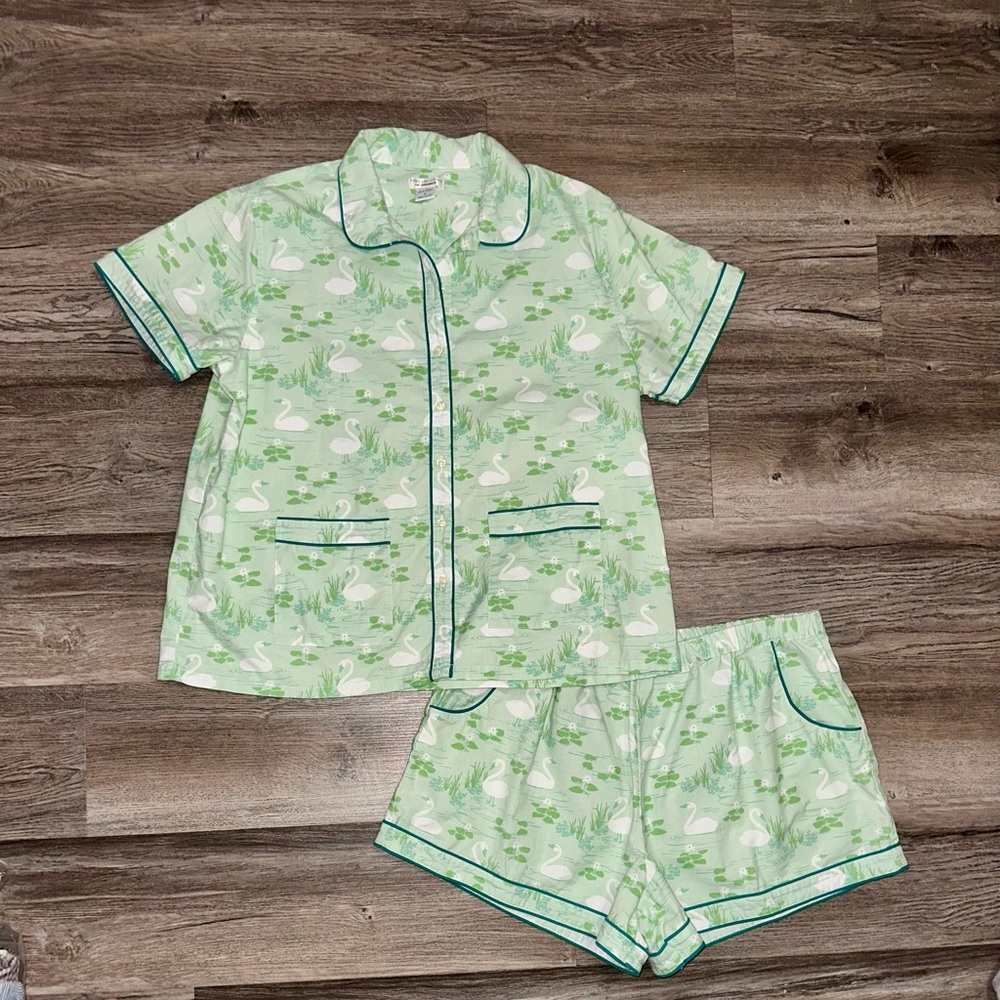 RED LAND COTTON with HELMSIE * Pajama Set * Short Sleeve Top W/ Shorts * X Large